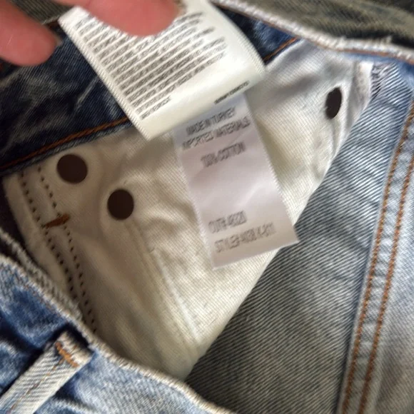 AGOLDE Parker cut off denim shorts 2,5” - Picture 13 of 13